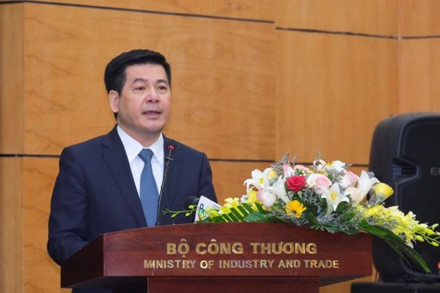 Bộ trưởng Bộ Công Thương Nguyễn Hồng Diên nêu 3 nhiệm vụ trọng tâm cho những tháng cuối năm 2021 phát triển ngành Công Thương